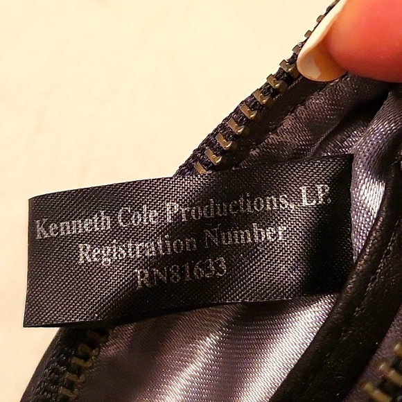 NEW Kenneth Cole Black Pebble Leather Wallet/Coin-Purse - Picture 10 of 15